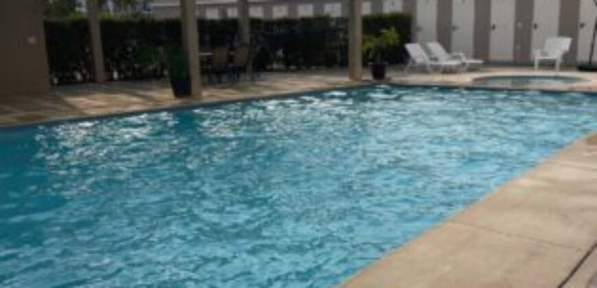 En Alquiler Amplio departamento en Isla Mocoli