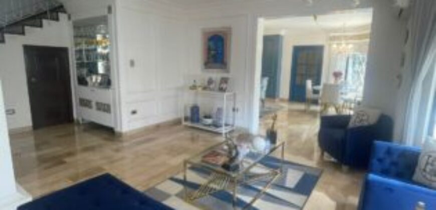 Casa en Venta de 4 dormitorios, Samborondon km 1.5