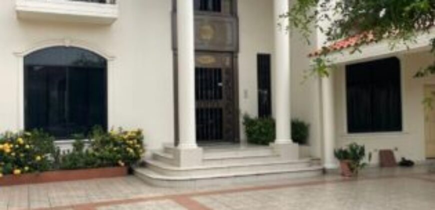 Casa en Venta en Samborondón Km 6