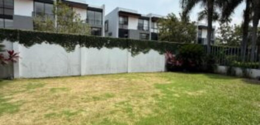 Hermosa y Amplia Casa de 3 dormitorios en Venta en Isla Mocoli  – Arrecife