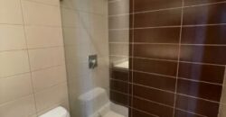 En Venta o Alquiler Departamento Amoblado de 2 dormitorios en Urb. River Towers, Samborondón