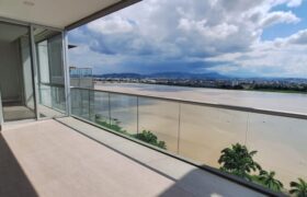 En Venta Departamento de LUJO, 3 dormitorios en Urb. Tennis Club