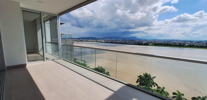 En Venta Departamento de LUJO, 3 dormitorios en Urb. Tennis Club