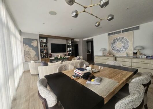 Exclusivo Departamento en Venta en Isla Mocoli Con hermosa vista al río Babahoyo  Remodelado al 100%