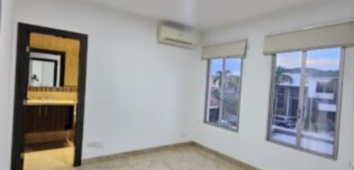 Hermosa casa en venta en Laguna del Sol con Acabados Modernos