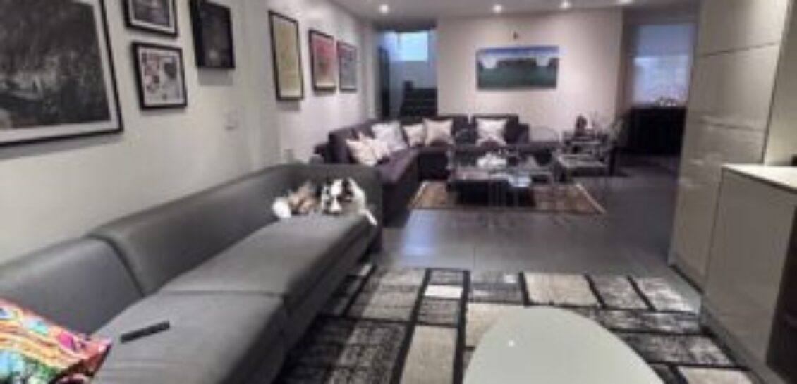 En Venta Casa de 3 dormitorios + Estudio en km. 3.5 Via Samborondon