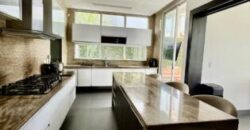 Hermosa y Amplia Casa de 3 dormitorios en Venta en Isla Mocoli  – Arrecife