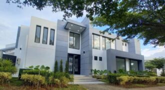 En Venta Casa de Estreno de 4 dormitorios en Blue Bay , Isla Mocoli