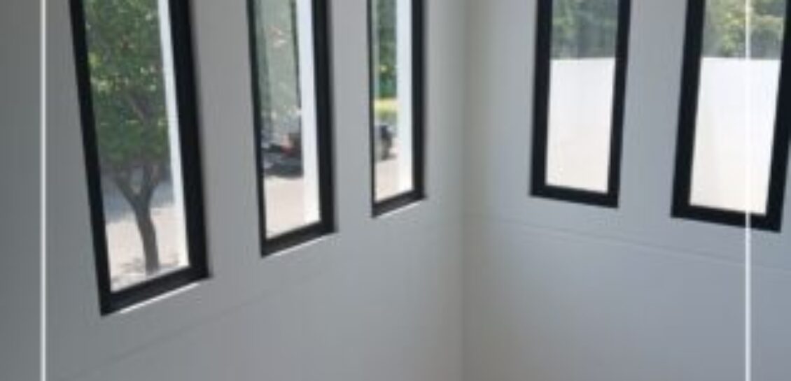 En Venta Casa de Estreno de 4 dormitorios en Blue Bay , Isla Mocoli