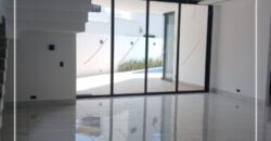 En Venta Casa de Estreno de 4 dormitorios en Blue Bay , Isla Mocoli
