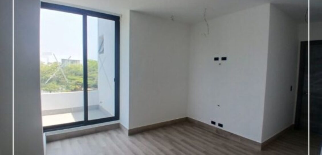 En Venta Casa de Estreno de 4 dormitorios en Blue Bay , Isla Mocoli