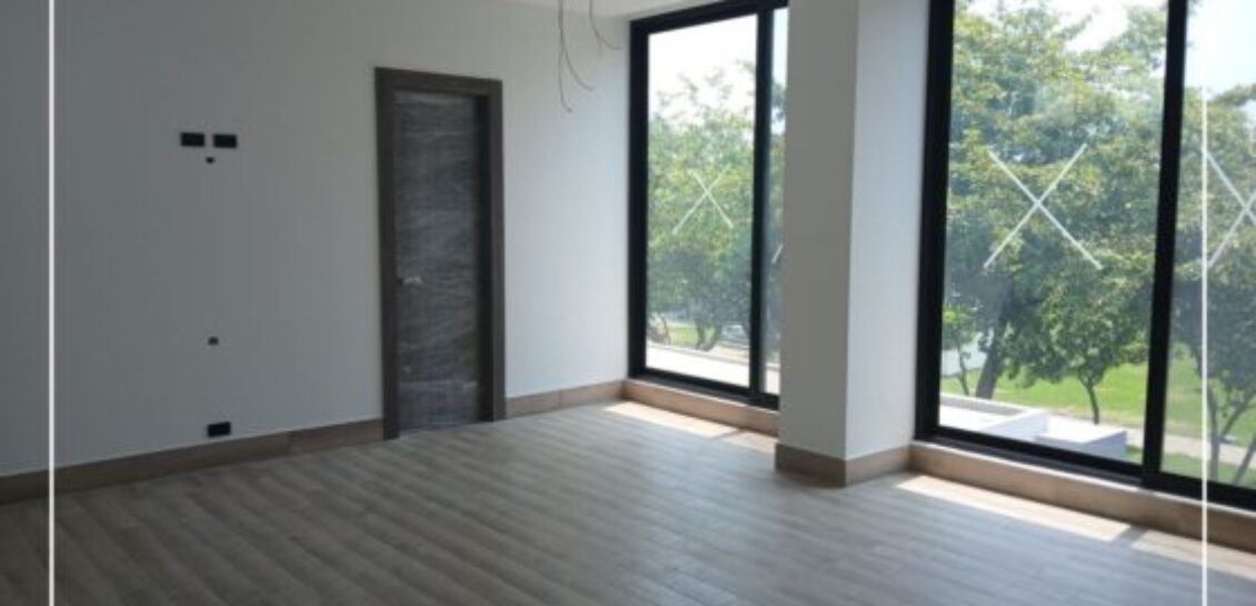 En Venta Casa de Estreno de 4 dormitorios en Blue Bay , Isla Mocoli