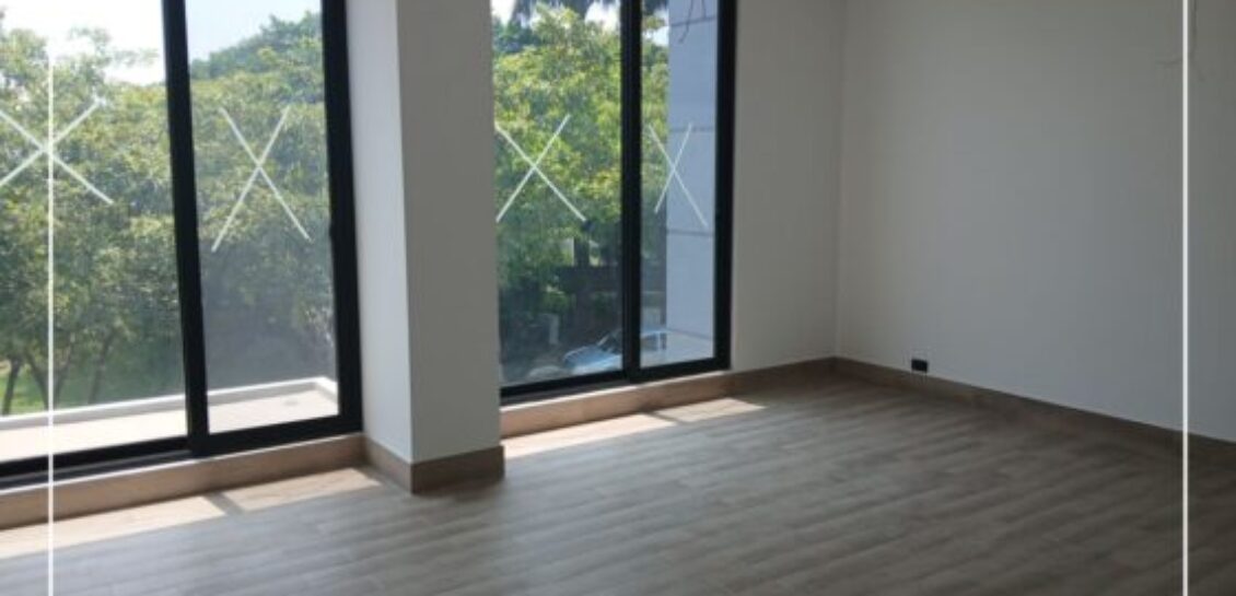 En Venta Casa de Estreno de 4 dormitorios en Blue Bay , Isla Mocoli