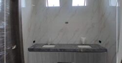 En Venta Casa de Estreno de 4 dormitorios en Blue Bay , Isla Mocoli