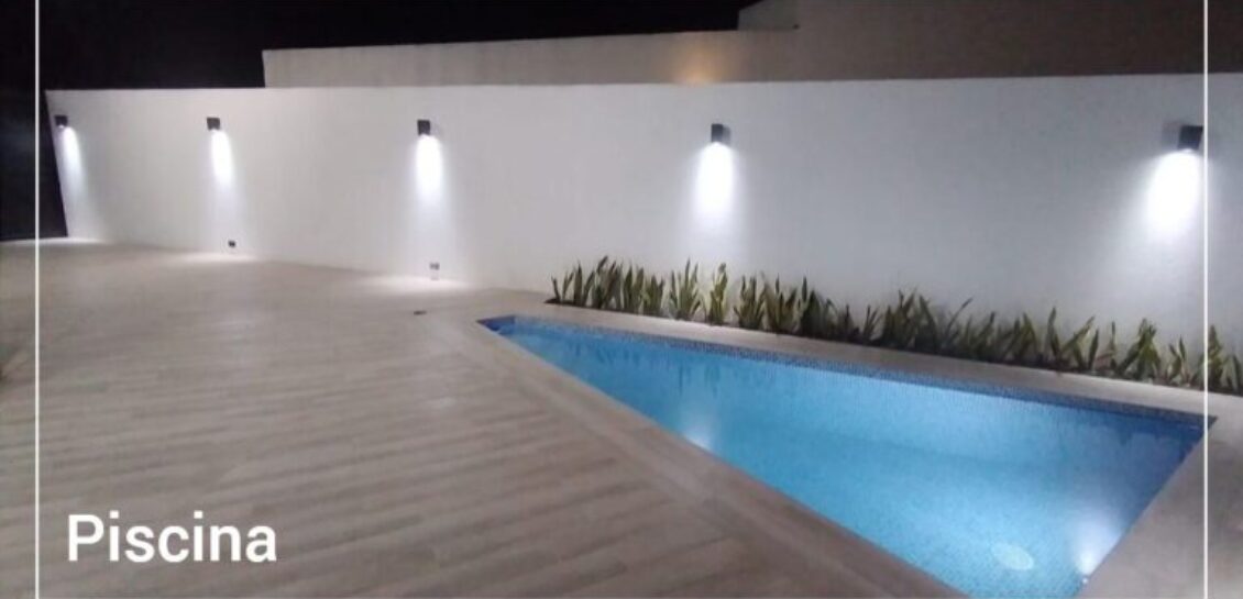 En Venta Casa de Estreno de 4 dormitorios en Blue Bay , Isla Mocoli