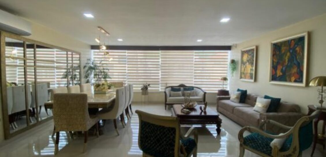 En Venta o Alquiler Amplio Departamento de 2 Dorm Más Estudio en Los Olivos