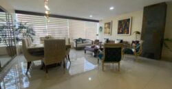 En Venta o Alquiler Amplio Departamento de 2 Dorm Más Estudio en Los Olivos