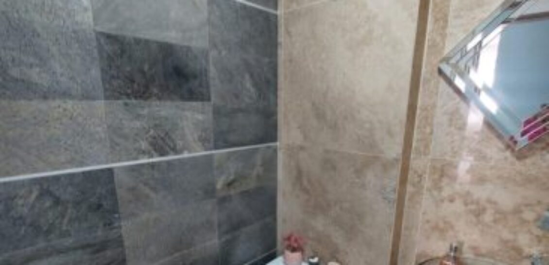 Departamento en alquiler en Lomas de Urdesa, 3 dormitorios más estudio
