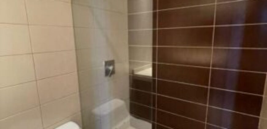 En Venta Departamento Amoblado de 2 dormitorios en Urb. River Towers, Samborondón