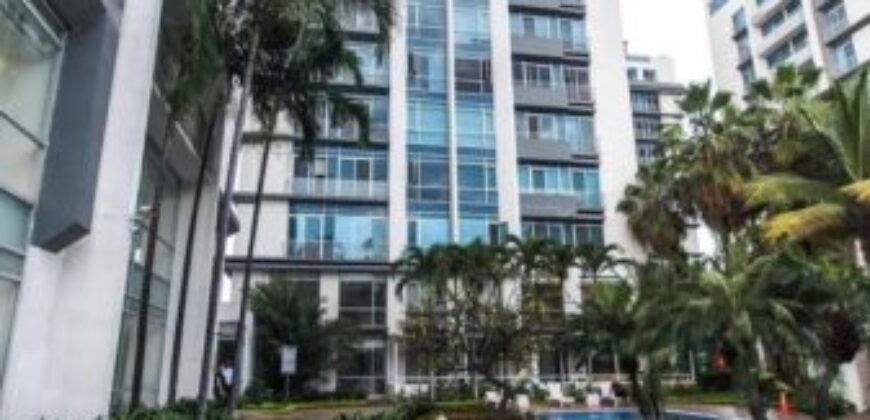 En Venta Departamento Amoblado de 2 dormitorios en Urb. River Towers, Samborondón