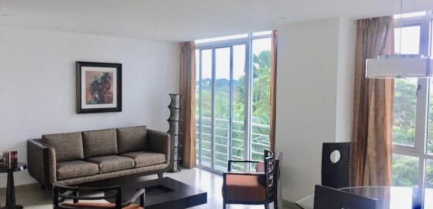 En Venta Departamento Amoblado de 2 dormitorios en Urb. River Towers, Samborondón