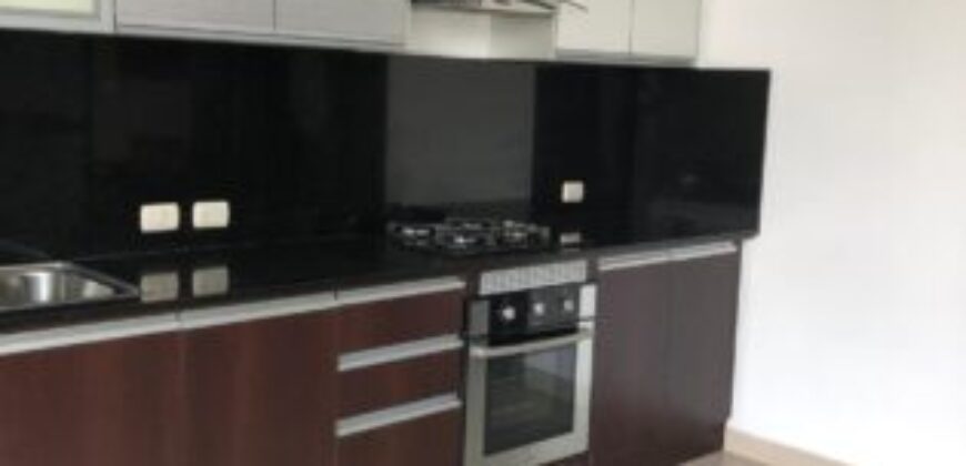 En Venta Departamento Amoblado de 2 dormitorios en Urb. River Towers, Samborondón