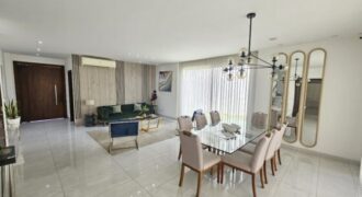 Casa de 4 Dorm. de Estreno en Urb. Riona Samborondón