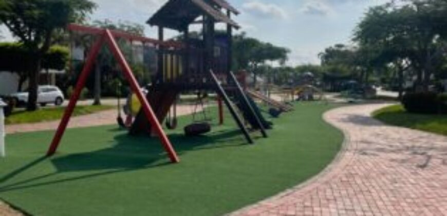 Hermosa Casa de 3 Dorm. en Venta o Alquiler en Isla Mocoli