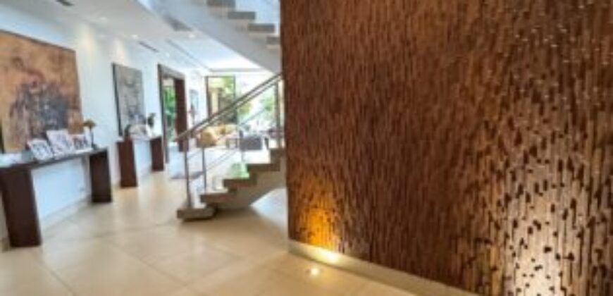 Se Vende Amoblada o Sin Amoblar, Hermosa Casa en Urb Río Grande