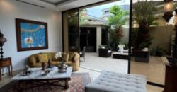 Se Vende Amoblada o Sin Amoblar, Hermosa Casa en Urb Río Grande