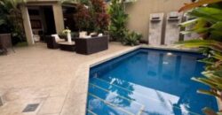 Se Vende Amoblada o Sin Amoblar, Hermosa Casa en Urb Río Grande