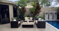 Se Vende Amoblada o Sin Amoblar, Hermosa Casa en Urb Río Grande