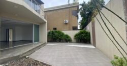 En Venta Moderna casa de 3 dormitorios + estudio, primeros kms – Via a Samborondón