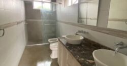 En Venta Moderna casa de 3 dormitorios + estudio, primeros kms – Via a Samborondón