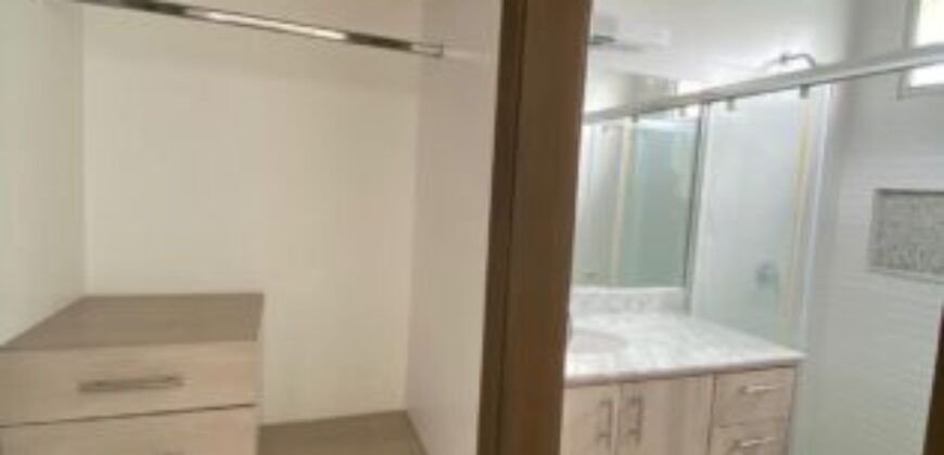 Elegante Departamento de 3 Dorm Amoblado en Alquiler en Isla Mocolí