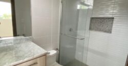 Elegante Departamento de 3 Dorm Amoblado en Alquiler en Isla Mocolí