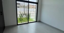 En Alquiler Departamento Planta Baja de Estreno en Samborondón Km 5