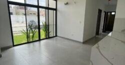 En Alquiler Departamento Planta Baja de Estreno en Samborondón Km 5