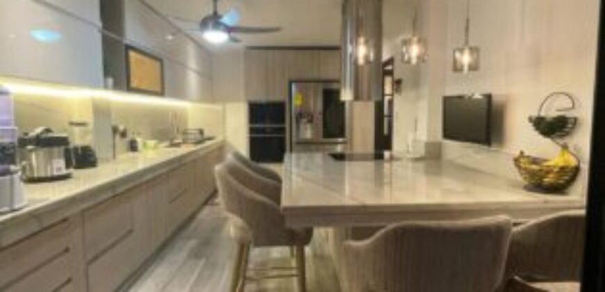 En Alquiler Linda y Moderna Casa de 3 Dorm Amplios y Luminosos en Ciudad Celeste