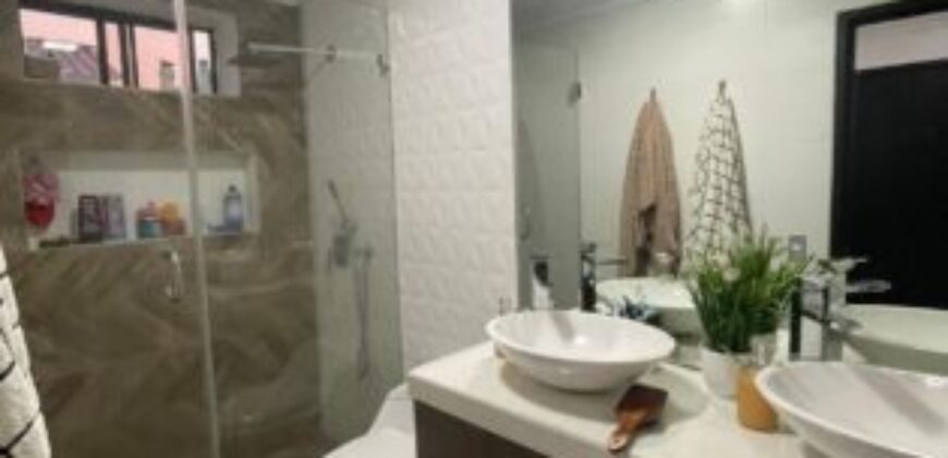 En Alquiler Linda y Moderna Casa de 3 Dorm Amplios y Luminosos en Ciudad Celeste