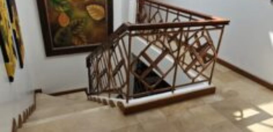 Hermosa y Acogedora Casa en Venta en Samborondón Km 3