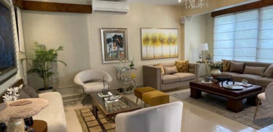 Casa Amoblada en Venta o Alquiler en Samborondón Km 4