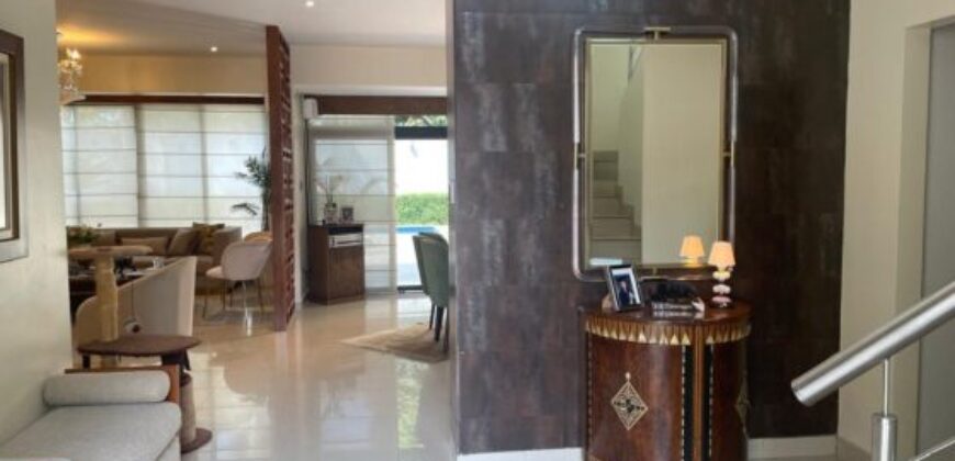 Casa Amoblada en Venta o Alquiler en Samborondón Km 4