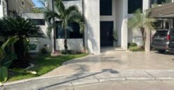 Casa Amoblada en Venta o Alquiler en Samborondón Km 4