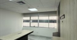 Oficina Semiamoblada en Alquiler Platinum II