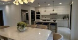 Espectacular Casa de 4 Dorm, Diseño Clásico, Isla Celeste