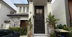 Espectacular Casa de 4 Dorm, Diseño Clásico, Isla Celeste