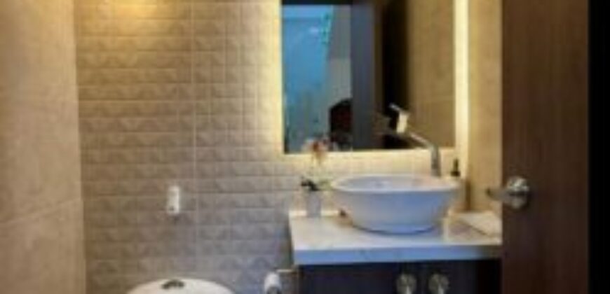 Espectacular Casa de 4 Dorm, Diseño Clásico, Isla Celeste