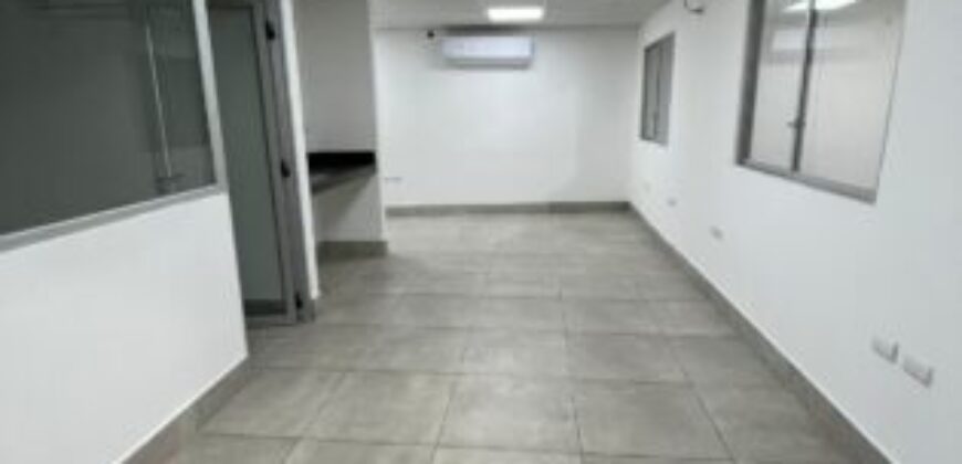 Bodega/ Oficina en Alquiler en Almax, Samborondón