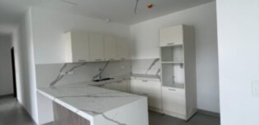 En Alquiler Departamento Planta Baja de Estreno 3 Dorm, en Samborondón Km 3